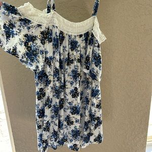 Torrid size 1 top!  Super cute